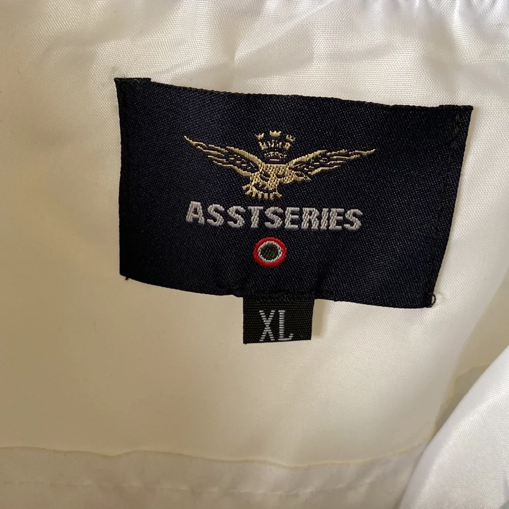 NWOT Men's NASA Light Gray Interstellar Bomber Jacket - Picture 3 of 5